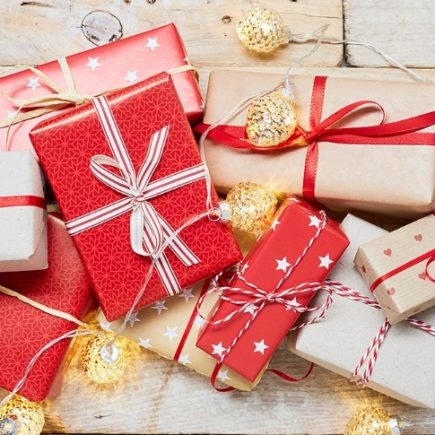 42 lustige Zitate über Weihnachtsgeschenke für den zweiten Weihnachtsfeiertag